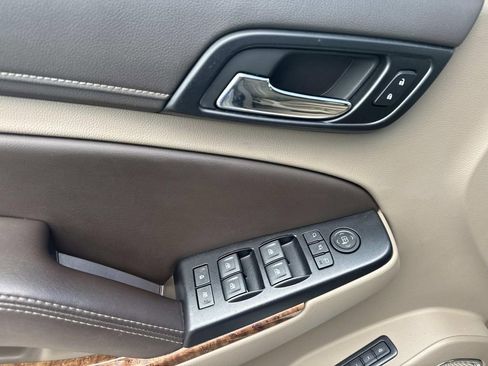 Used 2018 Chevrolet Tahoe Premier RWD image 22