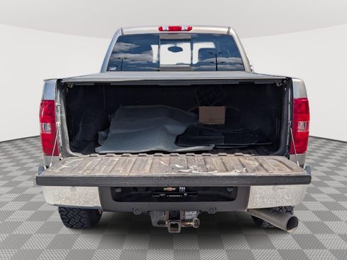 Used 2013 Chevrolet Silverado 2500 LT w/ Z71 Appearance Package AWD/4WD image 14