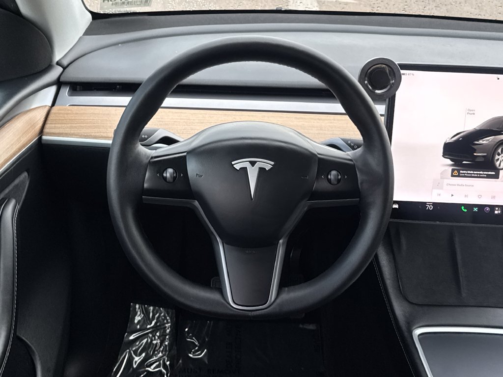 Used 2023 Tesla Model Y Long Range AWD/4WD image 14