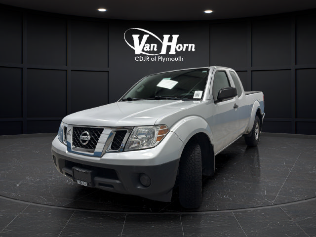 Used 2015 Nissan Frontier S RWD image 3