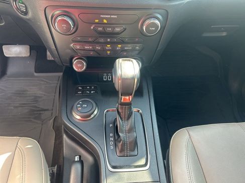 Used 2019 Ford Ranger Lariat w/ Equipment Group 501A Mid image 15
