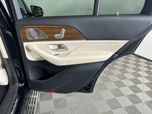 Used 2021 Mercedes-Benz GLE 350 4MATIC image 18