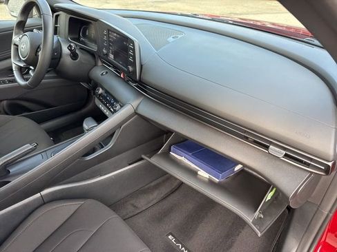 Certified 2025 Hyundai Elantra Sport w/ Cargo Package image 27