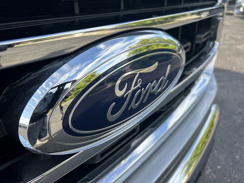 Certified 2022 Ford F150 XLT w/ Equipment Group 302A High image 48