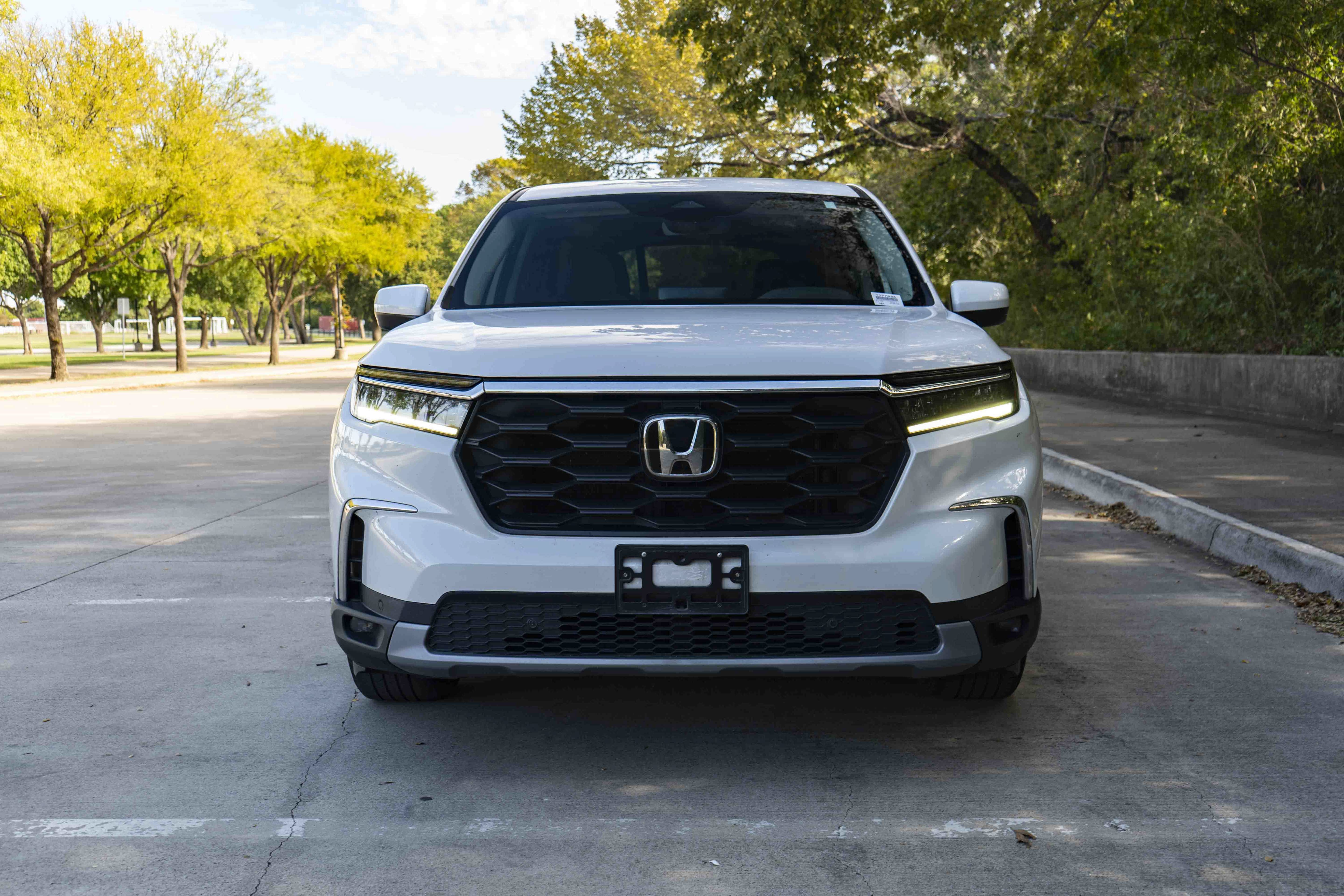 Used 2023 Honda Pilot EX-L image 3