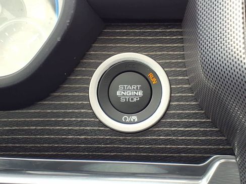 Used 2022 RAM 1500 Limited image 32