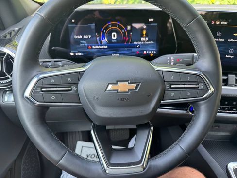 Certified 2026 Chevrolet Equinox LT w/ Convenience Package II FWD image 19