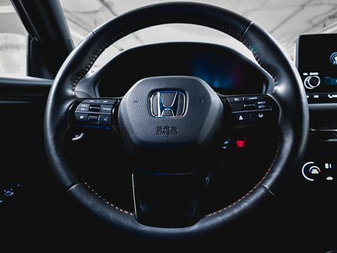 Used 2024 Honda HR-V Sport image 21