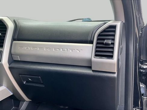 Certified 2021 Ford F250 Lariat AWD/4WD image 16