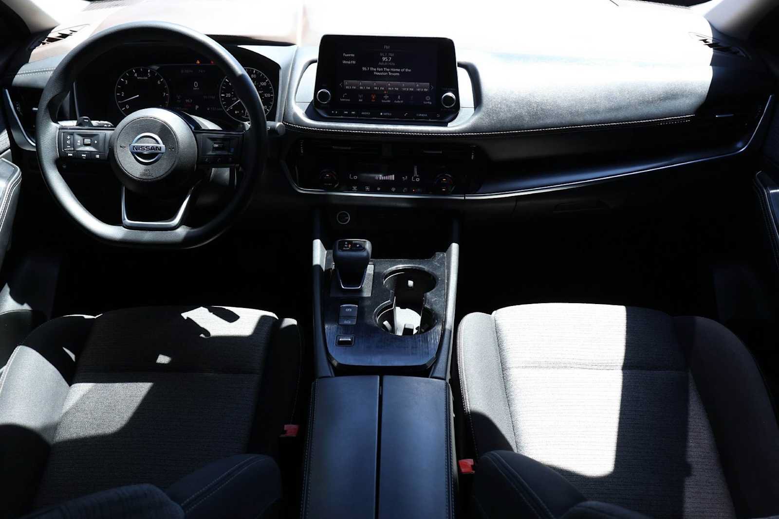 Used 2021 Nissan Rogue SV FWD image 10