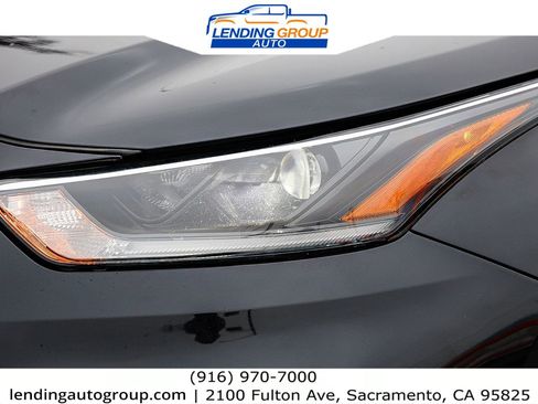Used 2021 Toyota Highlander XLE image 7