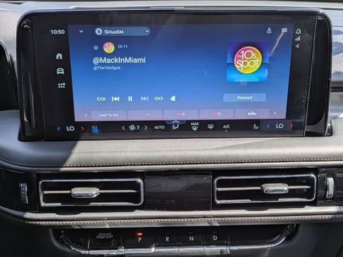 New 2026 Lincoln Aviator AWD image 18