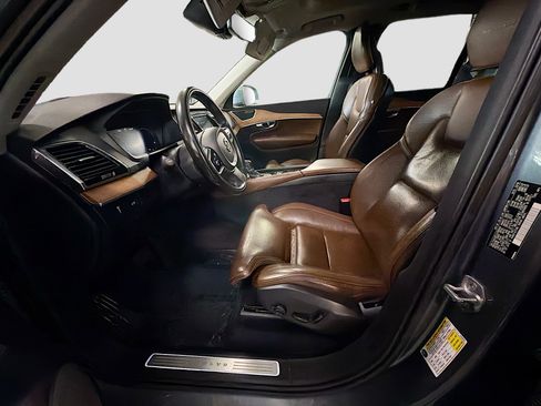 Used 2018 Volvo XC90 T6 Inscription w/ Convenience Package AWD/4WD image 13