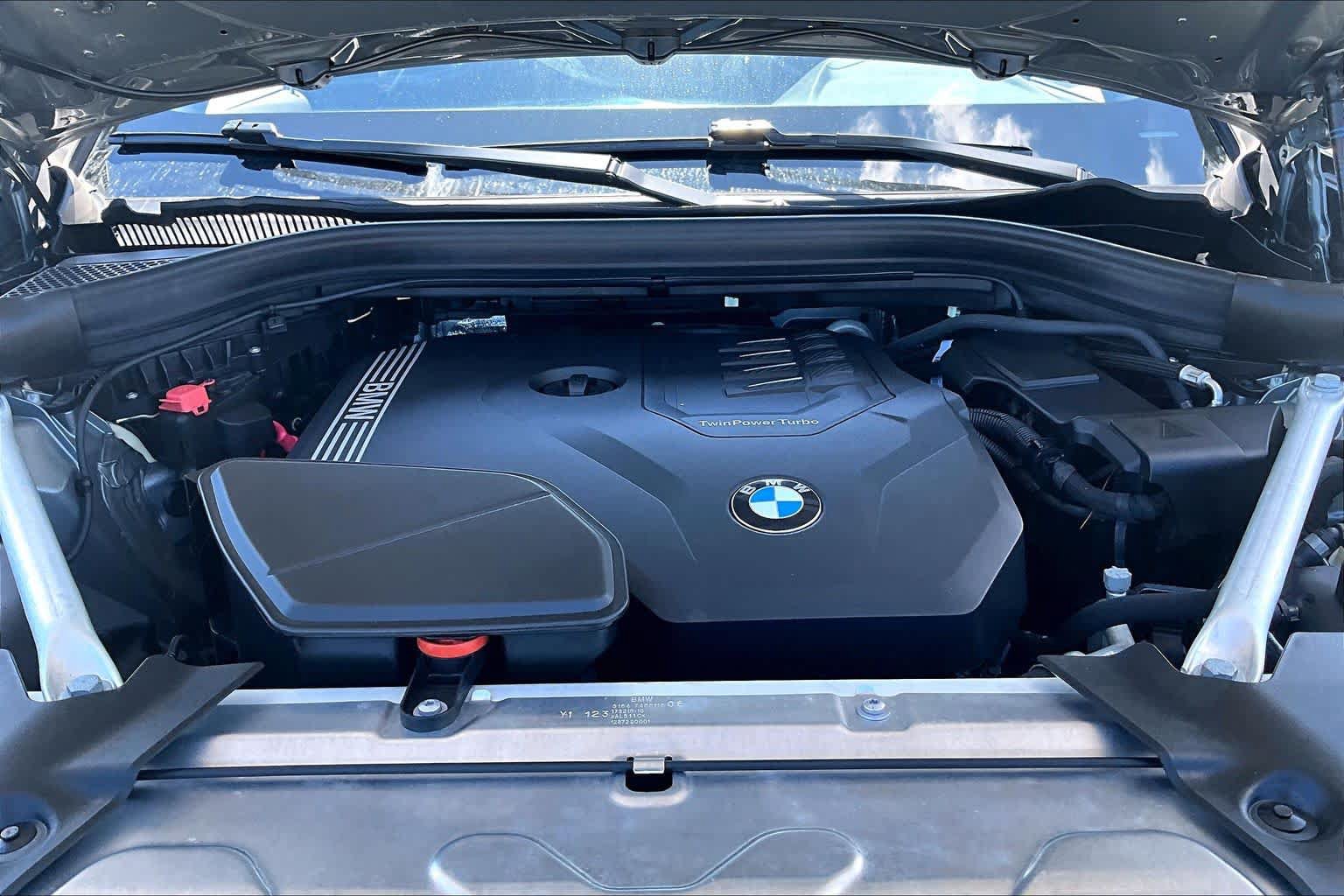 Used 2024 BMW X3 sDrive30i w/ Convenience Package RWD image 30