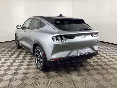 Used 2021 Ford Mustang Mach-E Premium image 4