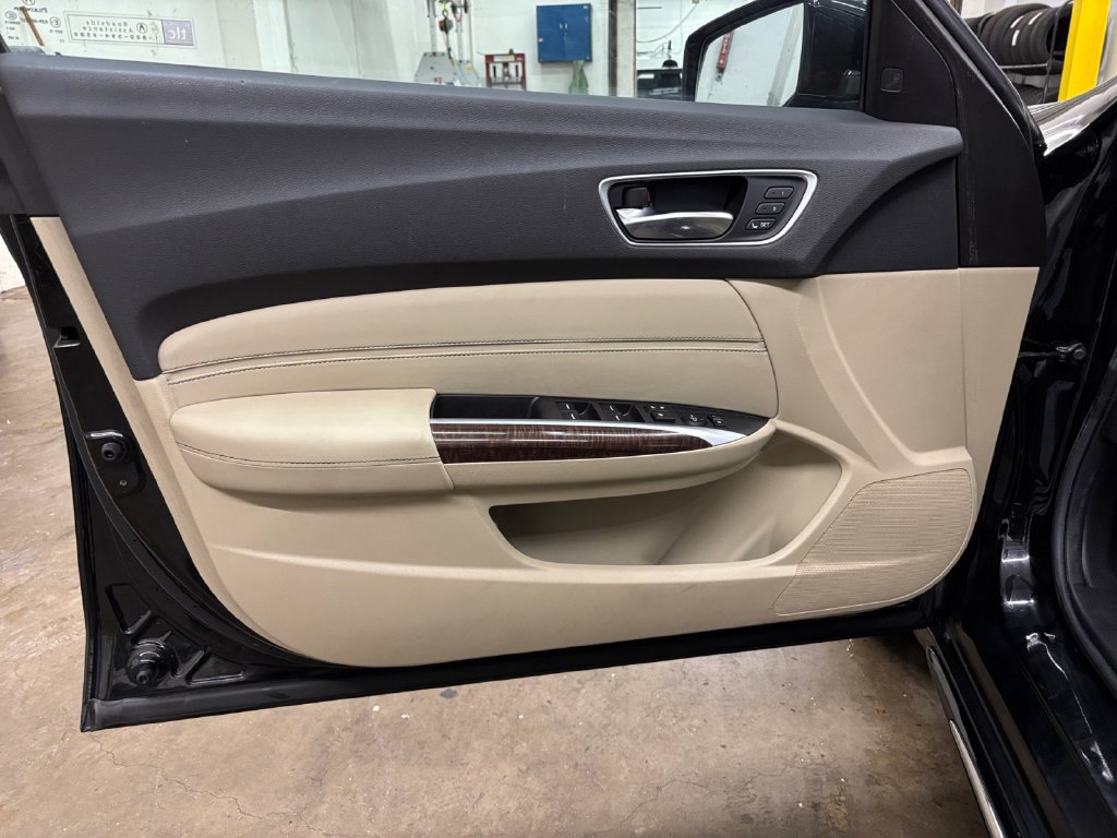 Used 2019 Acura TLX w/ Technology Package AWD/4WD image 11