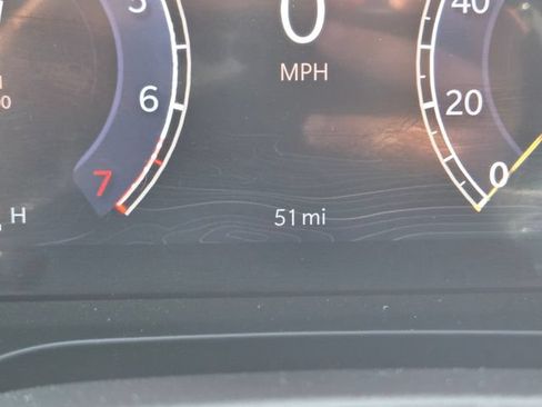 Used 2025 Jeep Grand Cherokee Altitude RWD image 24