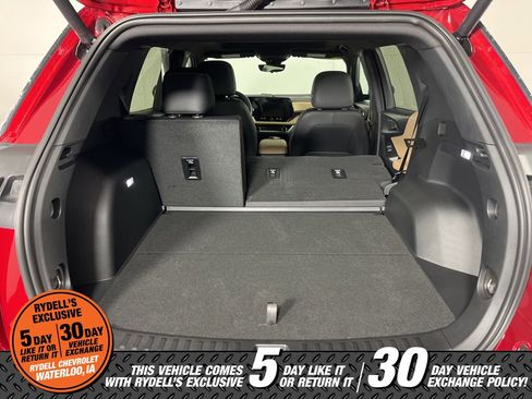 Certified 2025 Chevrolet Equinox ACTIV w/ Safety and Technology Package image 22