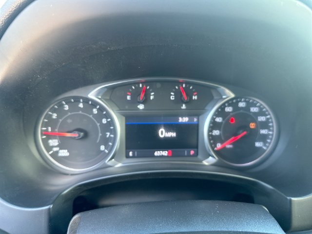 Used 2024 GMC Terrain SLT AWD/4WD image 13