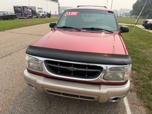 Used 2001 Ford Explorer Eddie Bauer AWD/4WD image 4