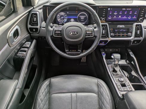 Used 2021 Kia Sorento SX FWD image 16