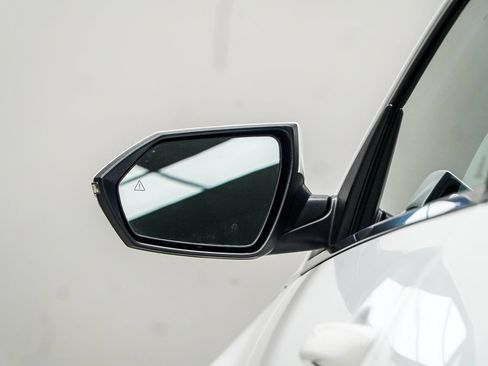 Used 2021 Hyundai Elantra Limited FWD image 14