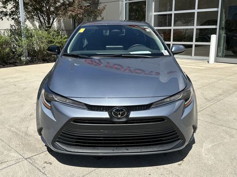 Used 2023 Toyota Corolla LE image 5