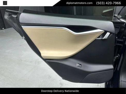 Used 2014 Tesla Model S P85 RWD image 27