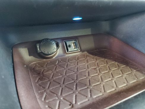 Used 2019 Toyota RAV4 Limited w/ All Weather Liner Package AWD/4WD image 29