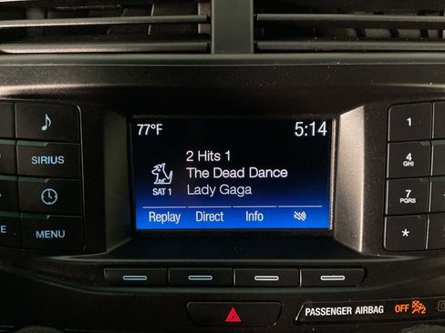 Used 2017 Ford Explorer XLT image 22