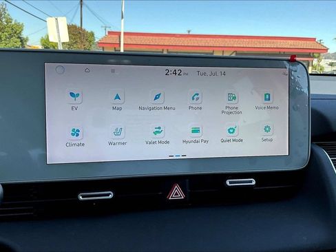 Used 2024 Hyundai Ioniq 5 SEL RWD image 16