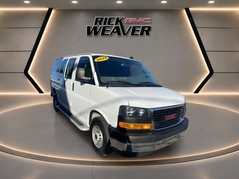 Used 2025 GMC Savana 2500 w/ Driver Convenience Package RWD image 8