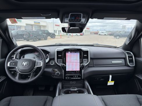 New 2026 RAM 1500 Big Horn AWD/4WD image 29