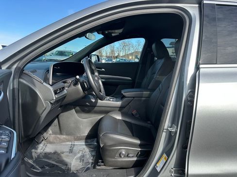 Certified 2025 Cadillac XT4 Premium Luxury image 19