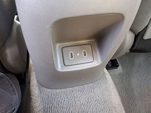 Used 2024 Hyundai Elantra SEL image 28