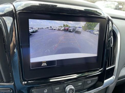 Certified 2023 Chevrolet Traverse LT FWD image 31
