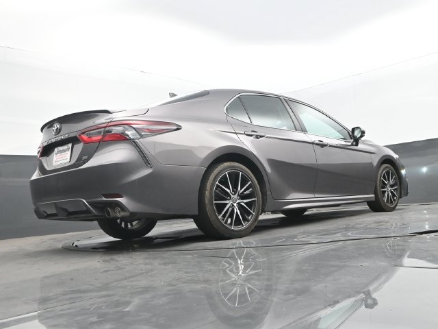 Used 2024 Toyota Camry SE FWD image 25