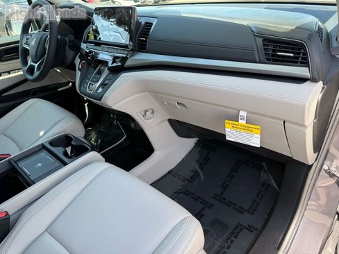 Used 2026 Honda Odyssey EX-L image 29