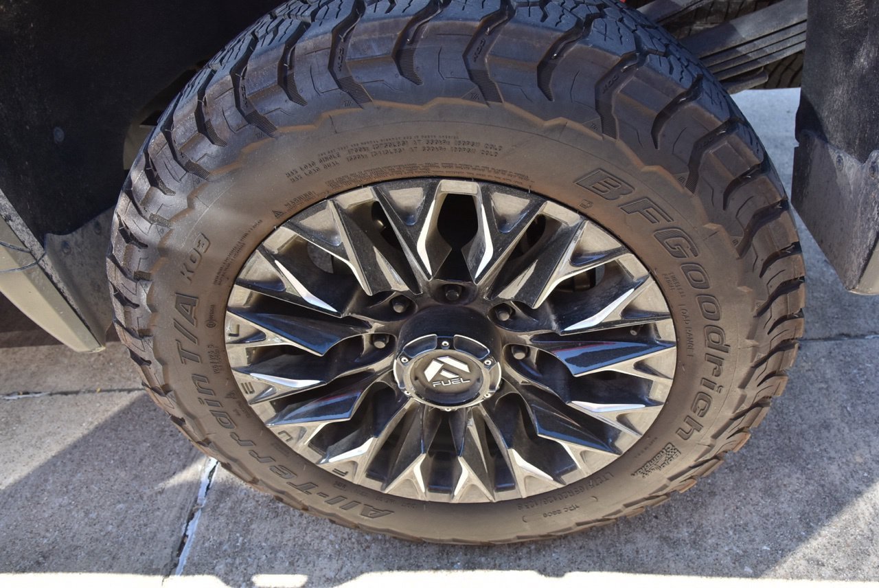 Used 2024 GMC Sierra 3500 Denali Ultimate AWD/4WD image 12