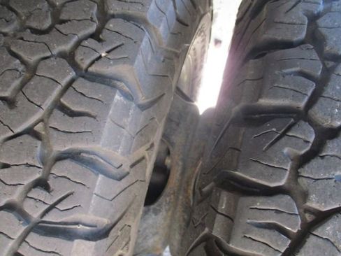 Used 2024 RAM 3500 Tradesman w/ Chrome Appearance Group AWD/4WD image 33
