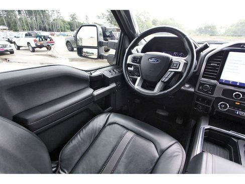 Used 2022 Ford F250 Platinum AWD/4WD image 11