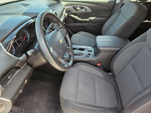 Used 2020 Chevrolet Traverse LS FWD image 9