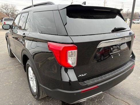Used 2023 Ford Explorer XLT w/ Equipment Group 202A image 7
