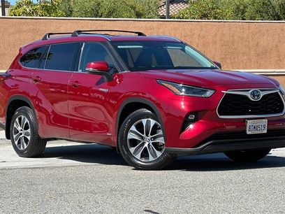 Used 2021 Toyota Highlander XLE