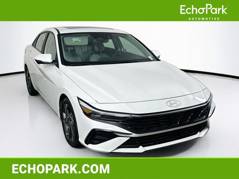 Used 2024 Hyundai Elantra Limited FWD image 1