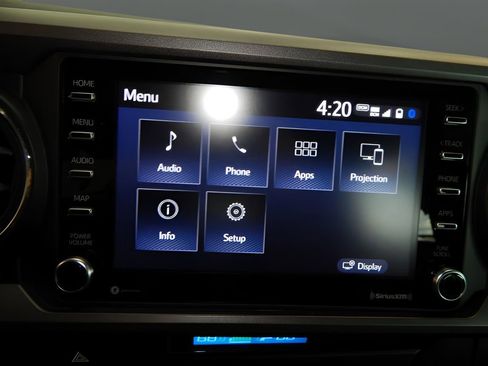 Used 2021 Toyota Tacoma TRD Sport AWD/4WD image 18