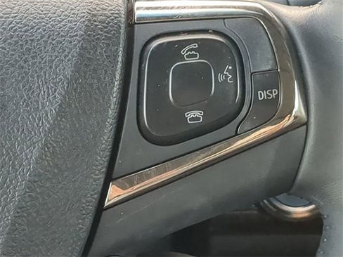 Used 2015 Toyota Avalon Limited image 26