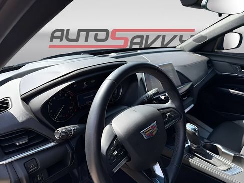 Used 2025 Cadillac CT4 Luxury RWD image 9