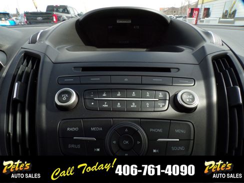 Used 2017 Ford Escape SE image 26