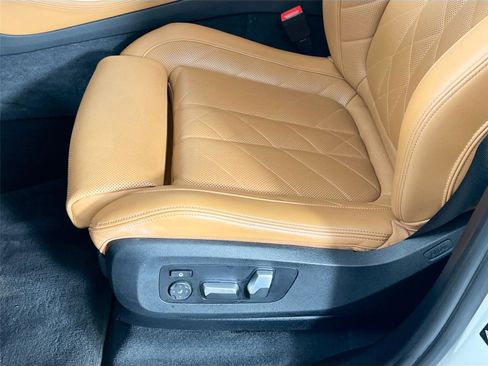 Used 2023 BMW X5 xDrive40i w/ Premium Package image 18